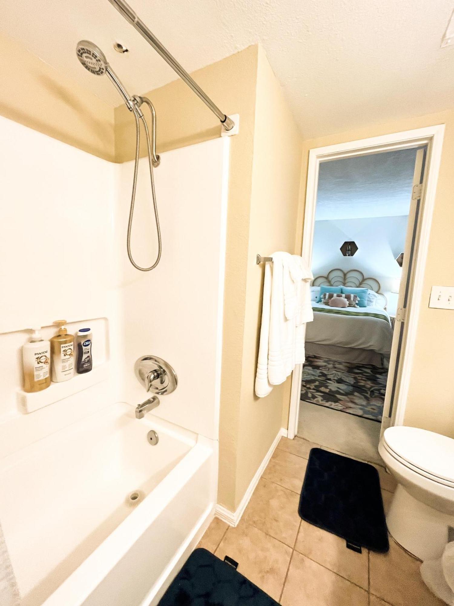 Stylish 2 Bedroom Near Ontario Airport Фонтана Экстерьер фото